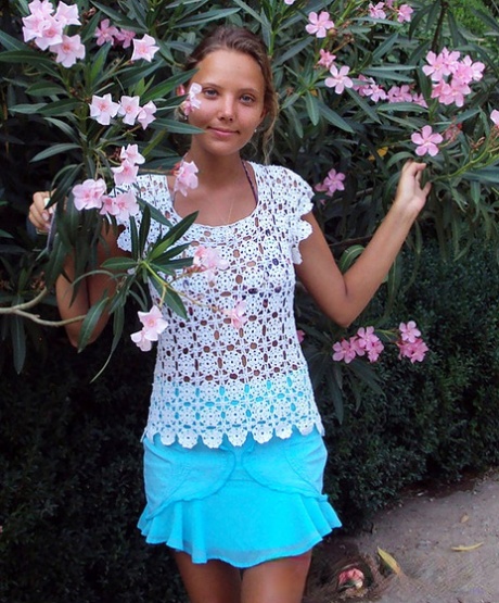 Petite amateur Katya models non nude during a homemade vacation tape