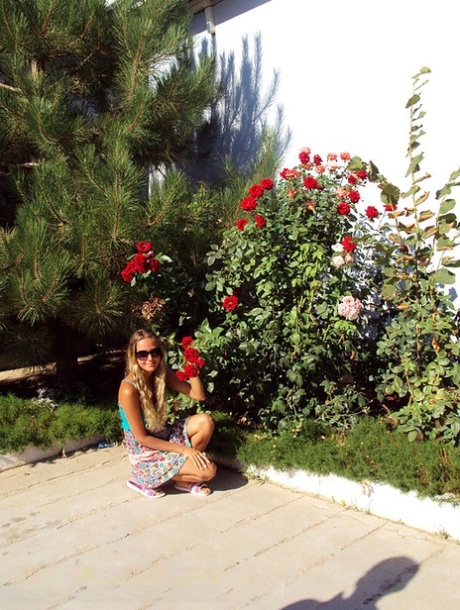 Petite amateur Katya models non nude during a homemade vacation tape
