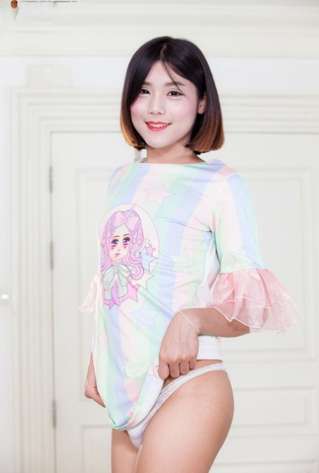 Franks TGirl World performed by Dream Nude Pics