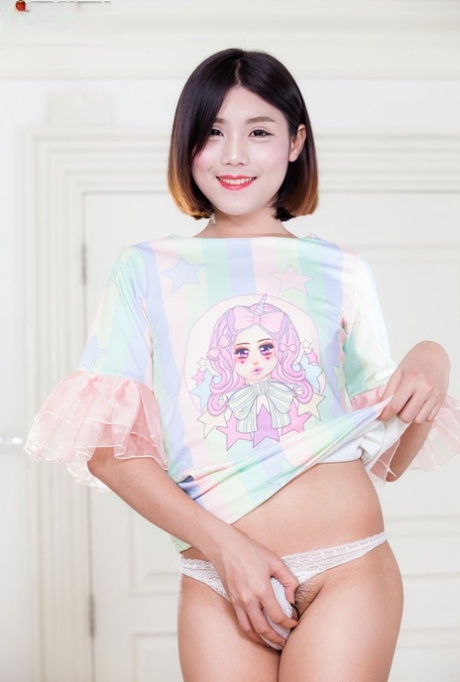 Franks TGirl World performed by Dream Nude Pics