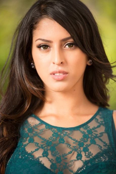 Babes with gorgeous faces Sophia Leone and Maya Bijou stripping and teasing
