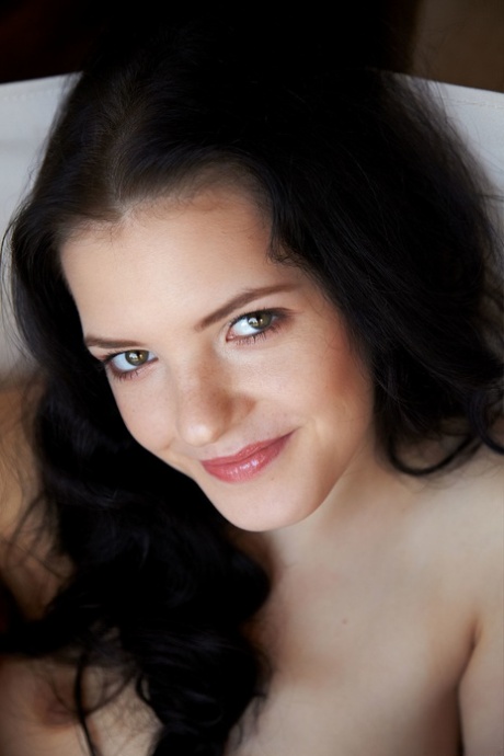Met Art starring Anie Darling Hot Pics