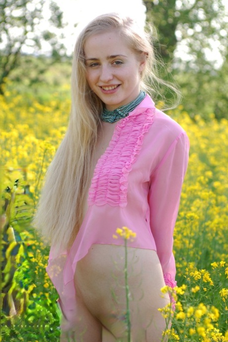 Met Art starring Vera E Hot Pics