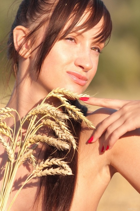 Erotic Beauty performed by Vereya A Hot Photos
