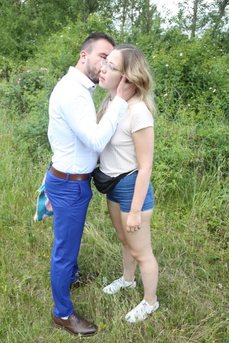 Short Russian teen Selvaggia gets picked up and fucked in public