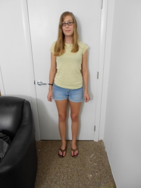 Sexy teen Amber showing her tiny tits & her big ass on her first casting day