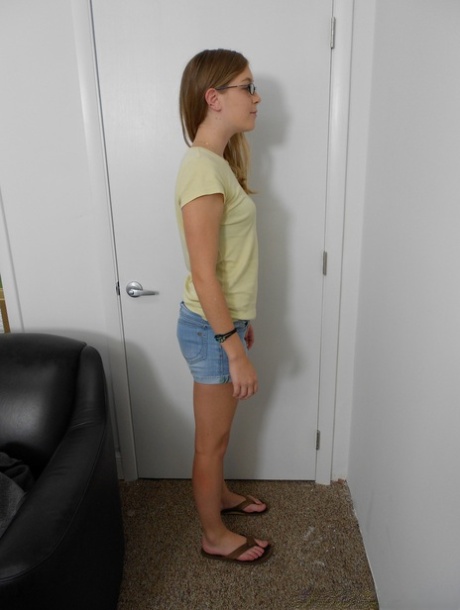 Sexy teen Amber showing her tiny tits & her big ass on her first casting day