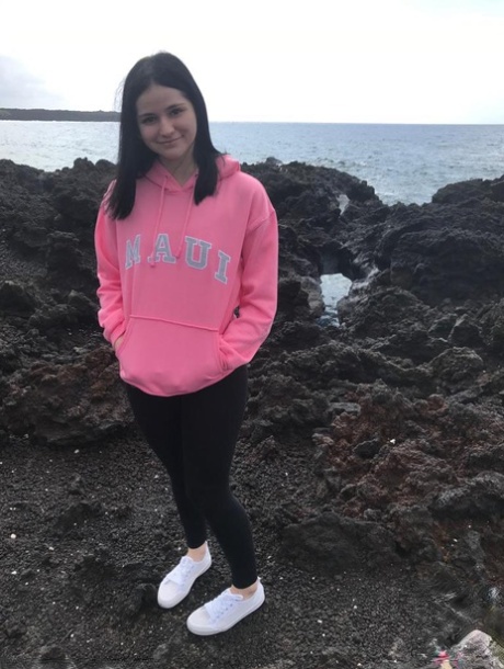 Alluring teen Violet Rain shows her big ass in a vacation pics compilation