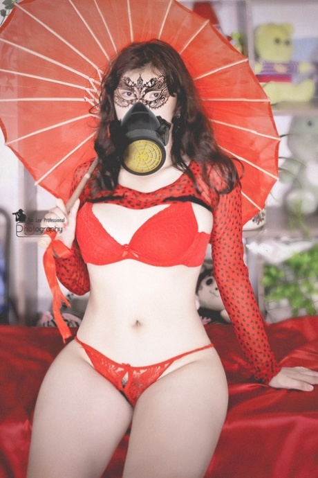 Hot babe shows off her perfect body in a sexy lingerie compilation