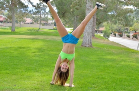 Flexible babe Cassidy stretches, strips & flashes her intimate parts in public