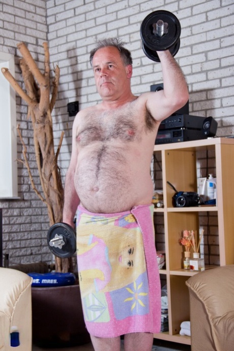 Mature NL starring Erik B, Leyla Peachbloom Hot Pictures